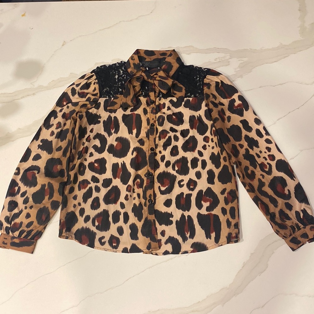 Kardashian kollection ( KK ) button down,long sleeve, beautiful blouse.